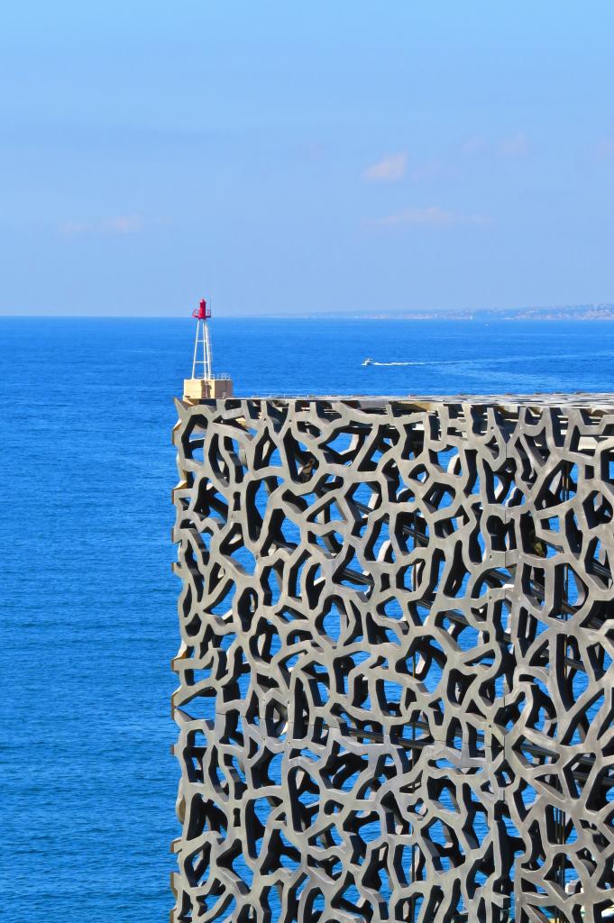 9A083504-Le MuCEM, un phare sur la Méditerranée !