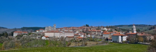 F4137372-Pradelles : Plus beau village de France