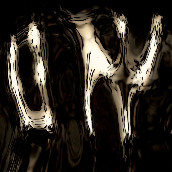 F8135947-Aum